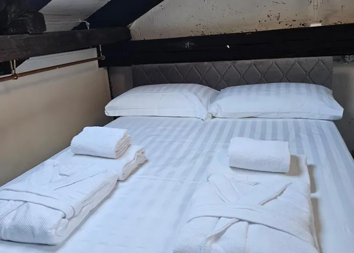 Loft Retro A 5 Minuti Da Termini Рим